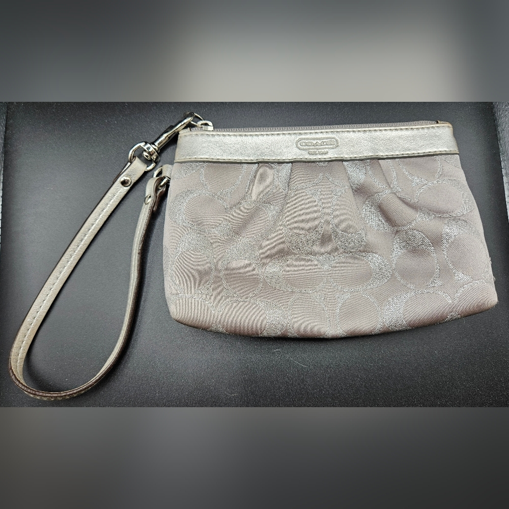 Coach Wallet/ Change Purse